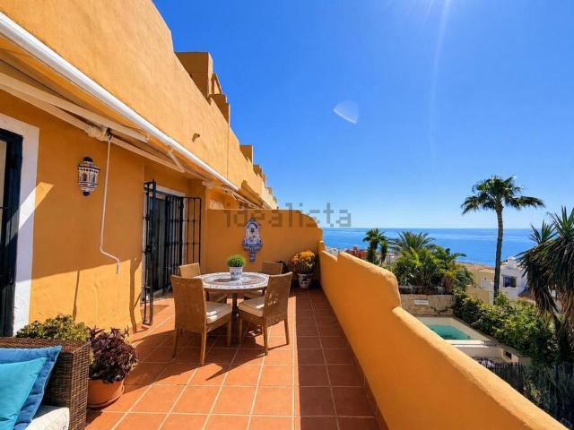 Piso, Casares