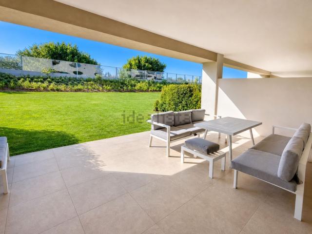 Piso, Casares