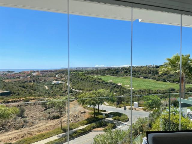 Piso, Casares