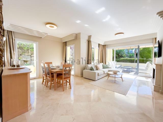 Piso, Casares