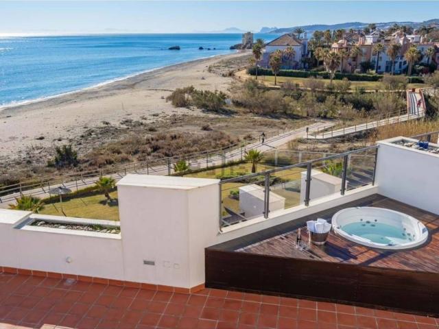 Piso, Casares