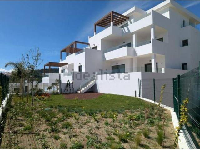 Piso, Casares