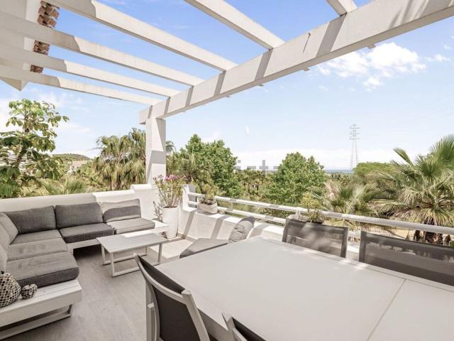 Piso, Casares