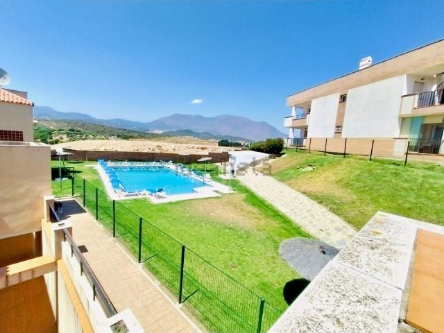 Piso, Casares