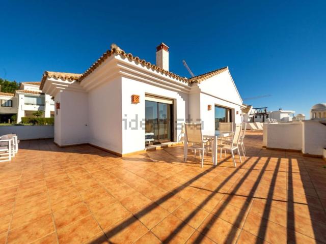 Piso, Casares
