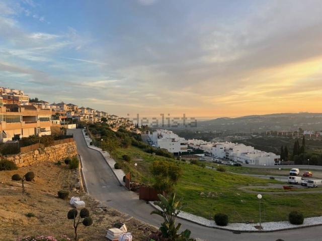 Piso, Casares