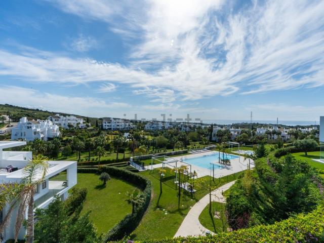 Piso, Casares