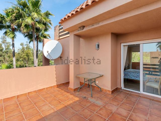 Piso, Casares