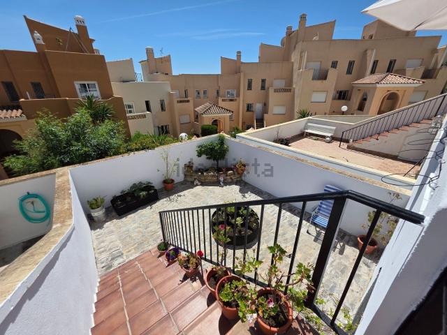 Piso, Casares