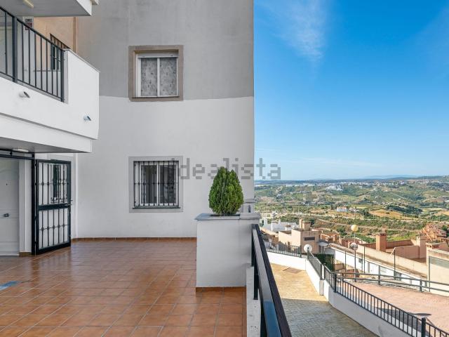 Piso, Casares