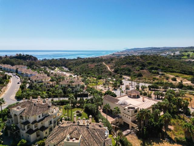 Piso, Casares