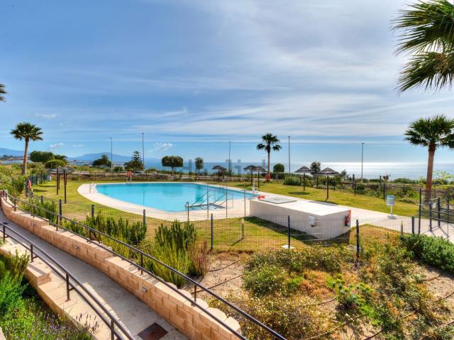 Piso, Casares