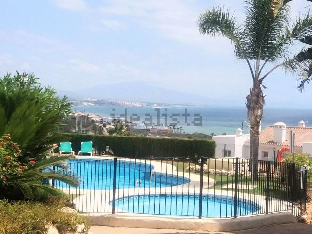 Piso, Casares