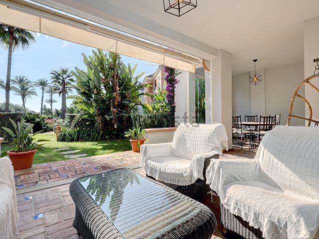 Piso, Casares