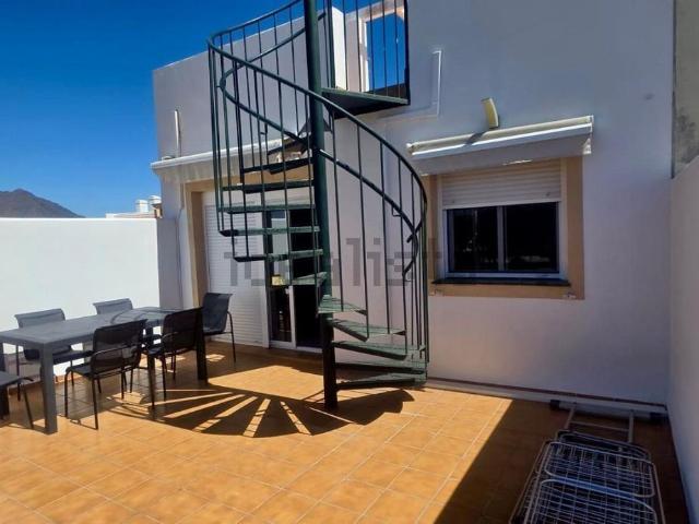 Piso, Casares