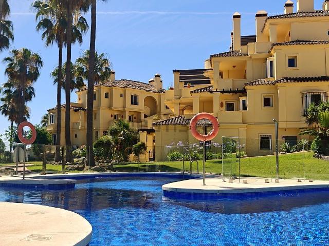 Piso, Casares