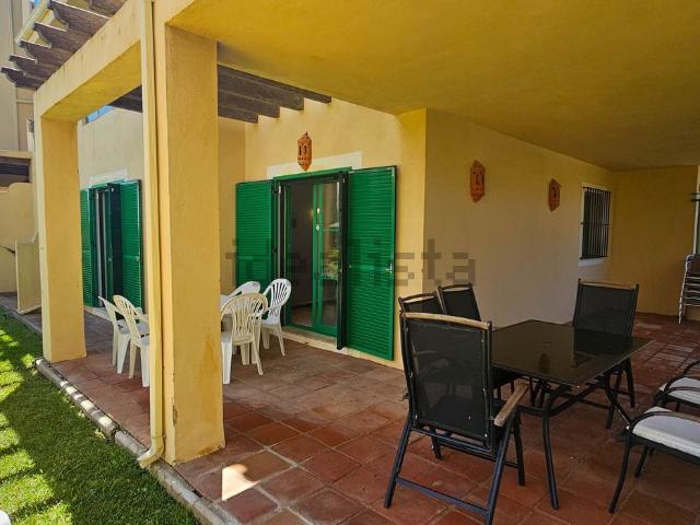 Piso, Casares