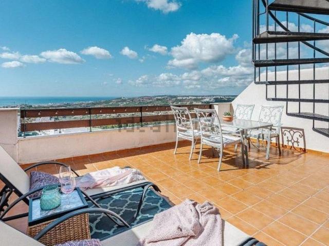 Piso, Casares