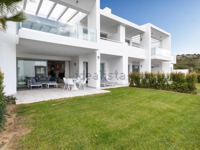 Piso, Casares