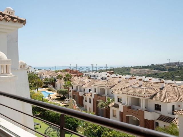 Piso, Casares