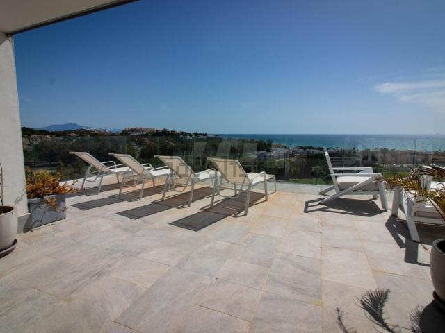 Piso, Casares