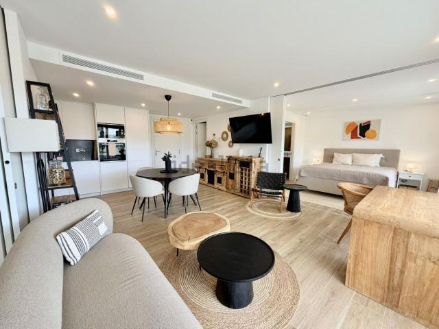 Piso, Casares