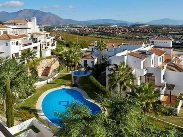 Piso, Casares