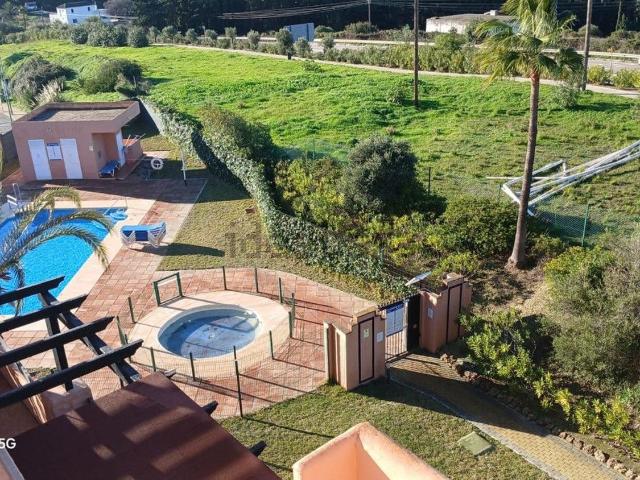 Piso, Casares