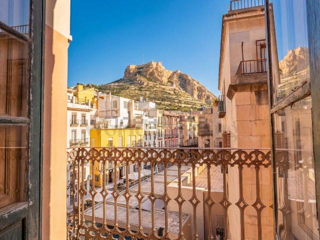 Piso, Casco Histórico Santa Cruz, Alicante / Alacant