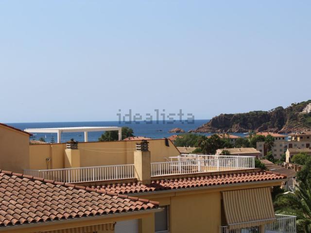 Piso, Castell Platja d&apos Aro