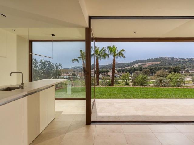 Piso, Castell Platja d&apos Aro