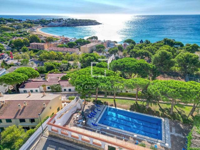 Piso, Castell Platja d&apos Aro