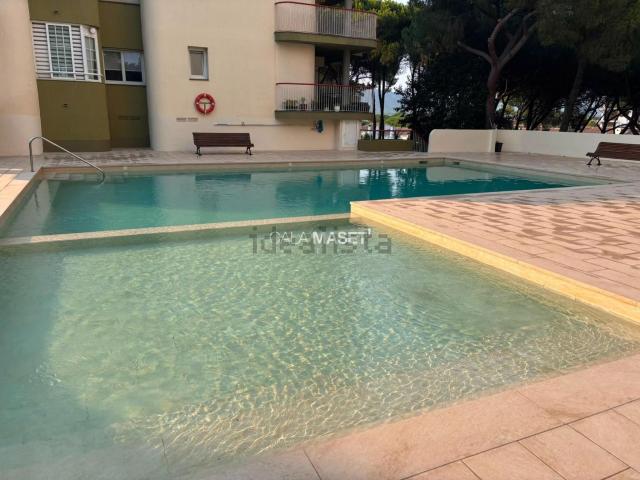Piso, Castell Platja d&apos Aro