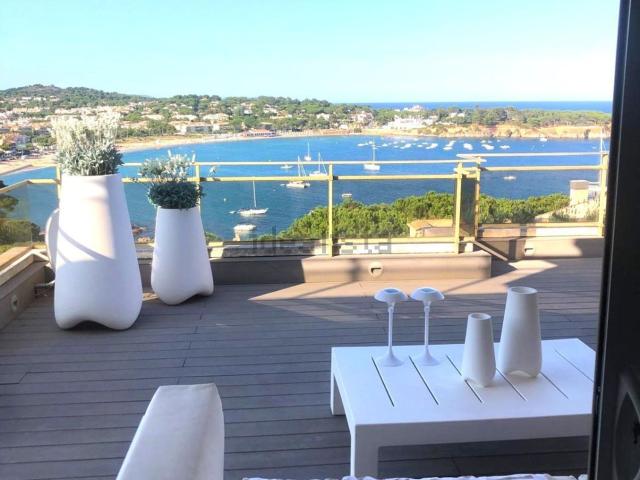 Piso, Castell Platja d&apos Aro