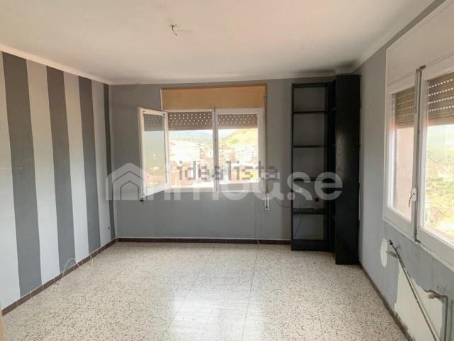 Piso, Cardona