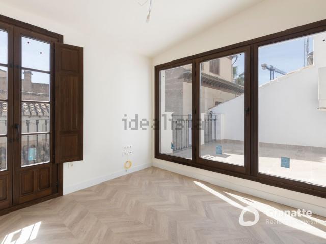 Piso, Catedral, Granada