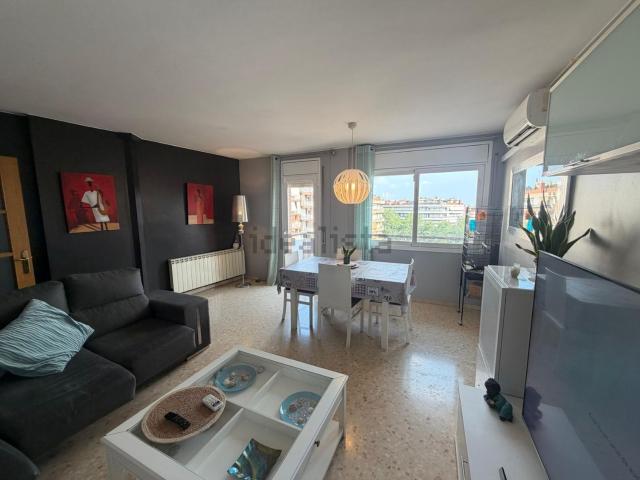 Piso, Cementiri Vell, Terrassa