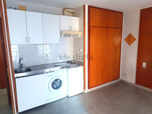 Piso, Cementiri Vell, Terrassa