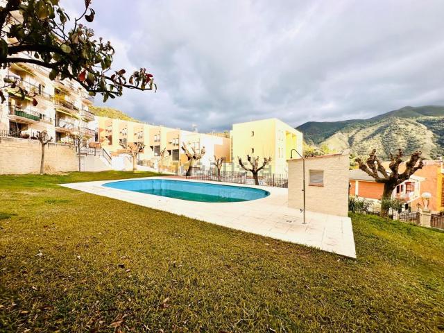 Piso, Cenes de la Vega