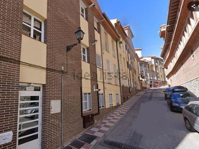 Piso, Cenes de la Vega