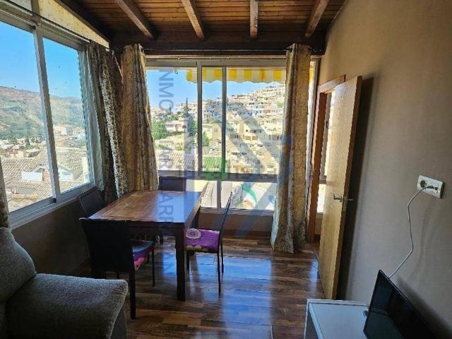 Piso, Cenes de la Vega
