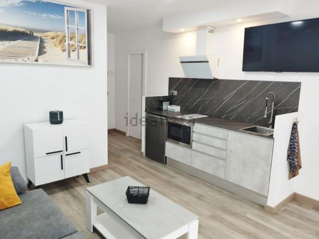 Piso, Centre Estanys, Castell Platja d&apos Aro
