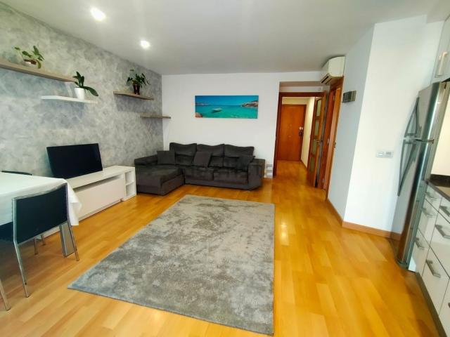 Piso, Centre Estanys, Castell Platja d&apos Aro