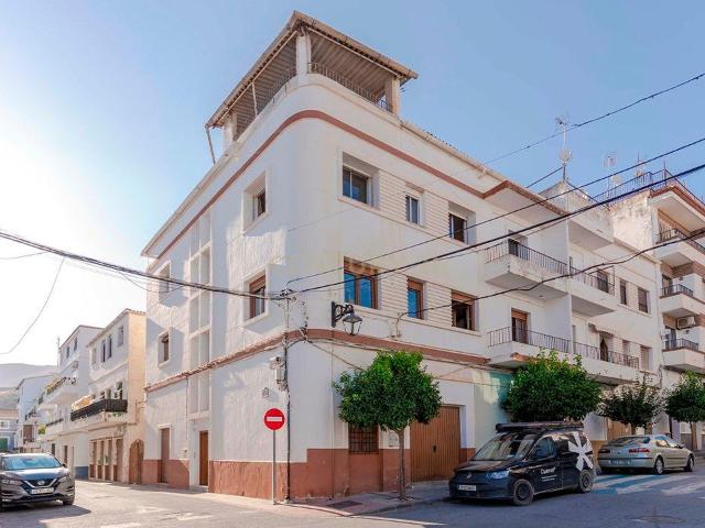 PISO CÉNTRICO A REFORMAR EN CÁDIAR, ALPUJARRA DE GRANADA
