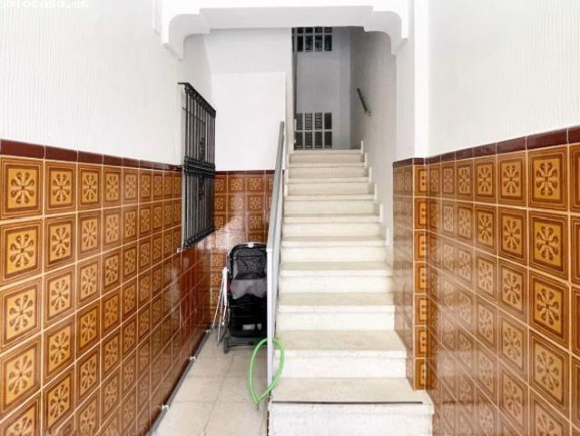 Piso céntrico, cerca del mar