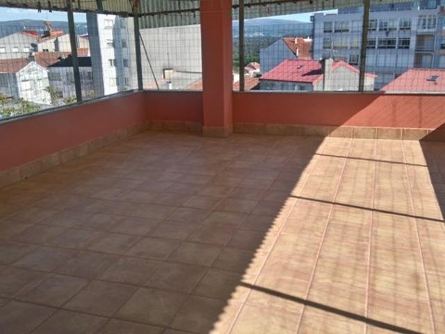 PISO CÉNTRICO DE 200 M2 CON DOS TERRAZAS GRANDES Y TRASTERO DE 200 M2
