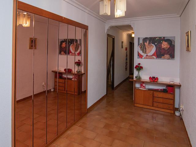 PISO CENTRICO EN LORCHA