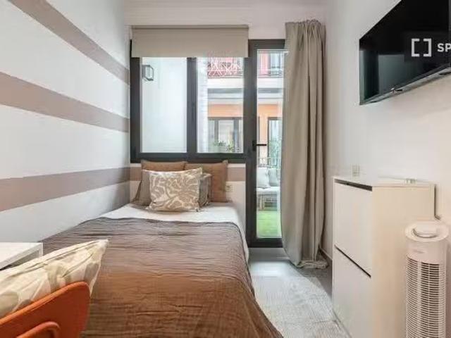 Piso compartido de 4 habitaciones en Barcelona