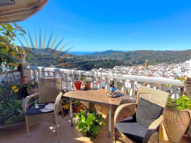Piso, Competa