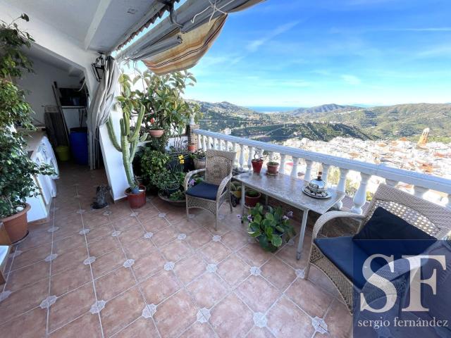Piso, Competa